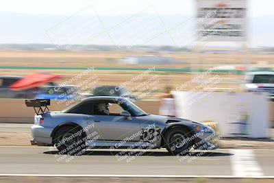 media/Oct-09-2022-Extreme Speed (Sun) [[a34e269be1]]/1-Red/session 2 turn 11/